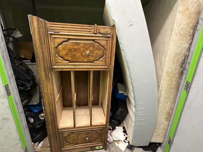 3203 - StorageMart Ring Rd & Mc Donald    auction IB-1881 30