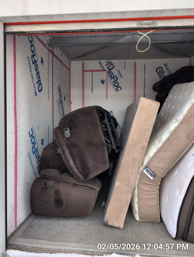 Storage of Barton St  auction IB-5698 30