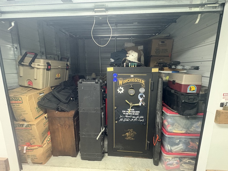 Forbes Storage - North Pole  auction IB-4996