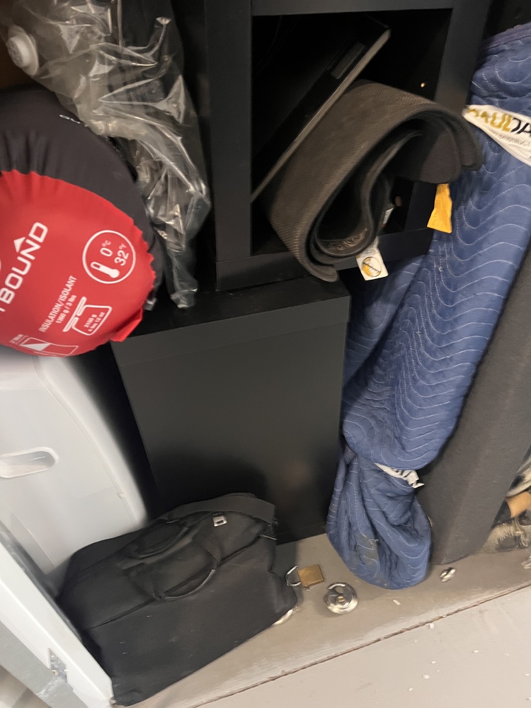 3001 - StorageMart Commissioners Rd W  auction IB-9497