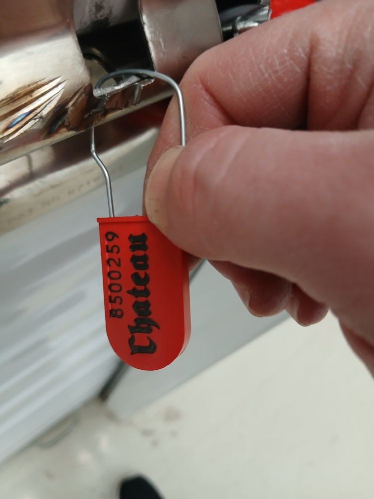 1-800-Self-Storage.com on Maple Rd, Troy  auction IB-9937 10