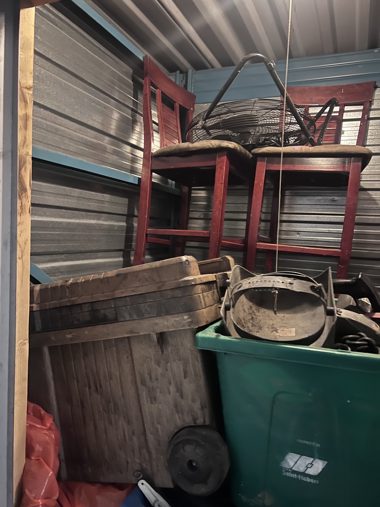 3106 - StorageMart St-Hubert  auction IB-5171