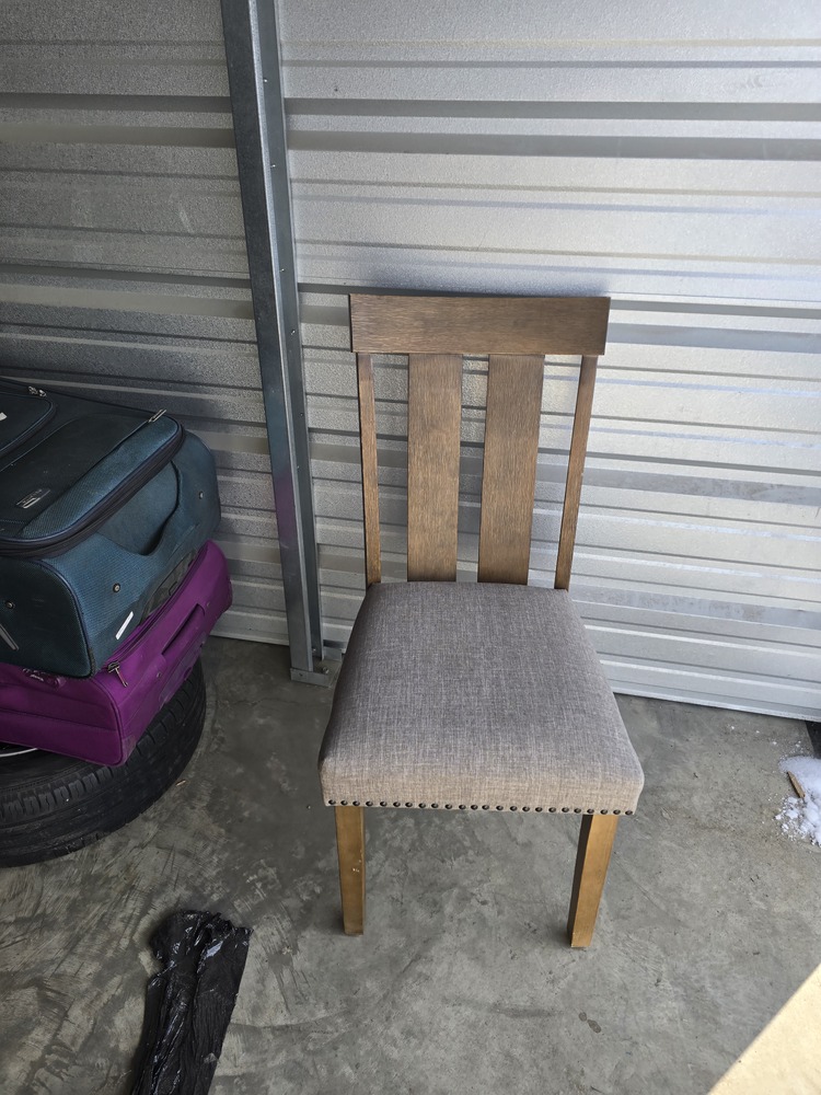 2551 - StorageMart Deerfoot Trail & Yankee Valley  auction IB-7190 20