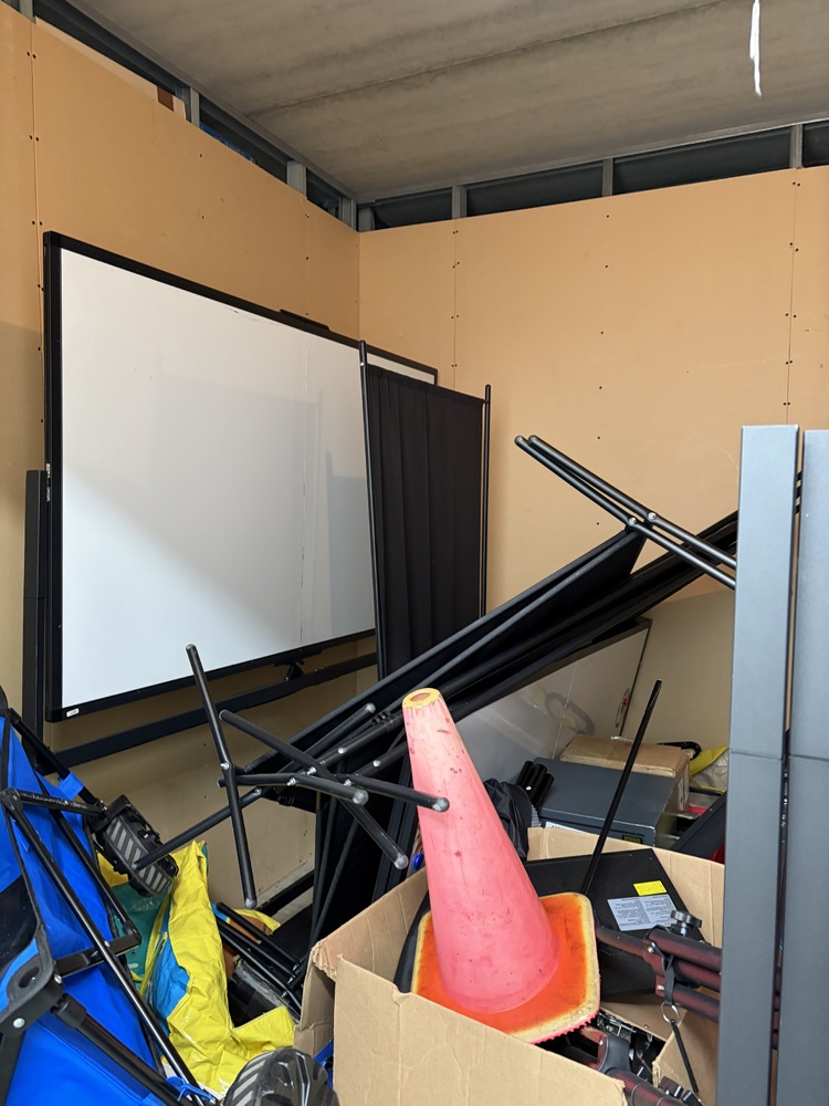 Public Storage P0007 - Arrow Rd  auction IB-3013 60