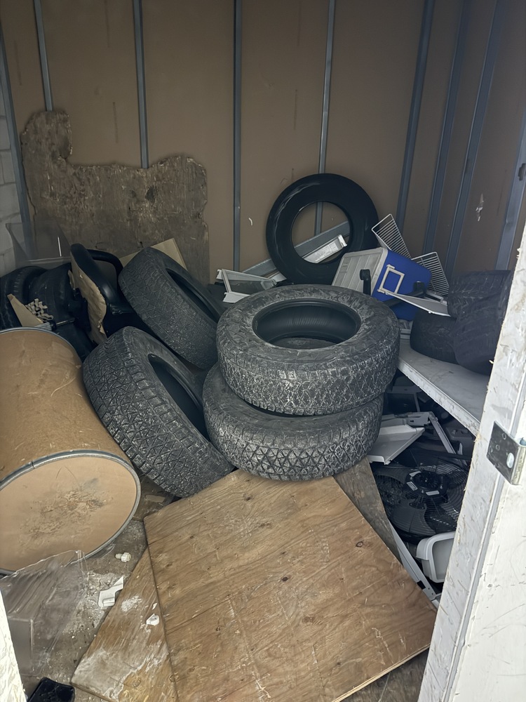 Public Storage P0007 - Arrow Rd  auction IB-9399