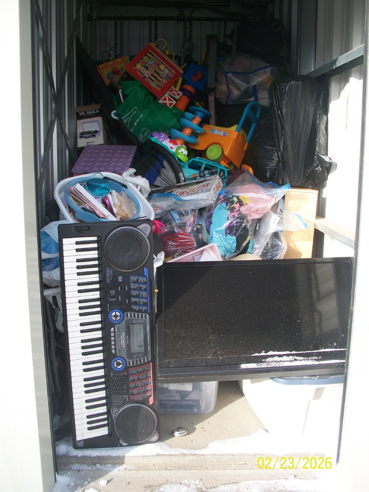 3202 - StorageMart Regina Ave & Lewvan   auction IB-7429 10