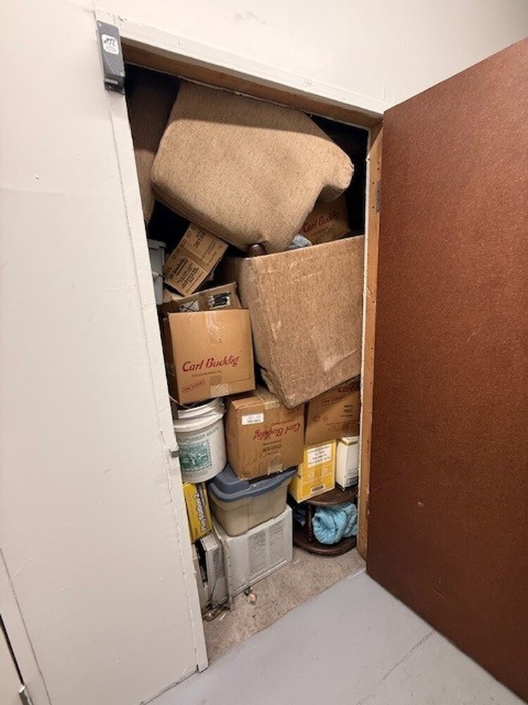 Public Storage P0004 -Sheridan Way   auction IB-4840 40