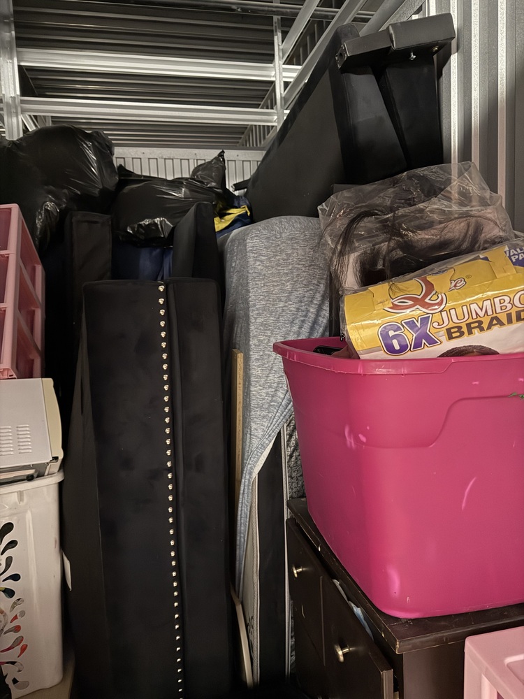 3019 - StorageMart 345 Danforth Road  auction IB-6415 10