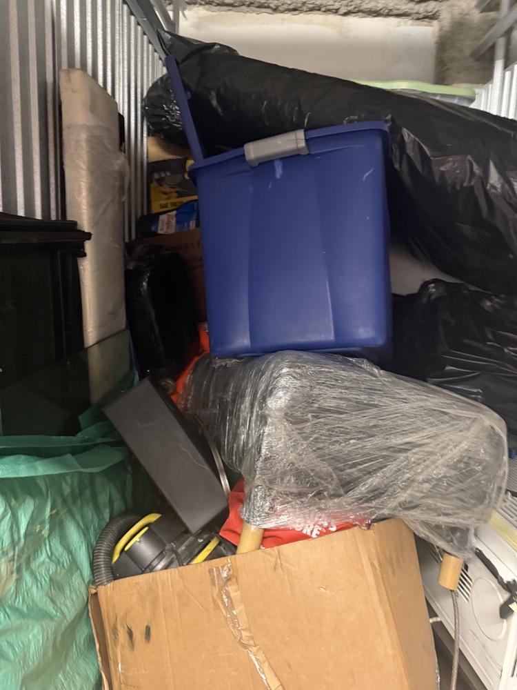 3019 - StorageMart 345 Danforth Road  auction IB-6422