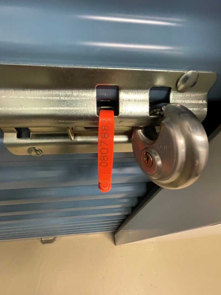 Self Stor - Toronto East  auction IB-1197