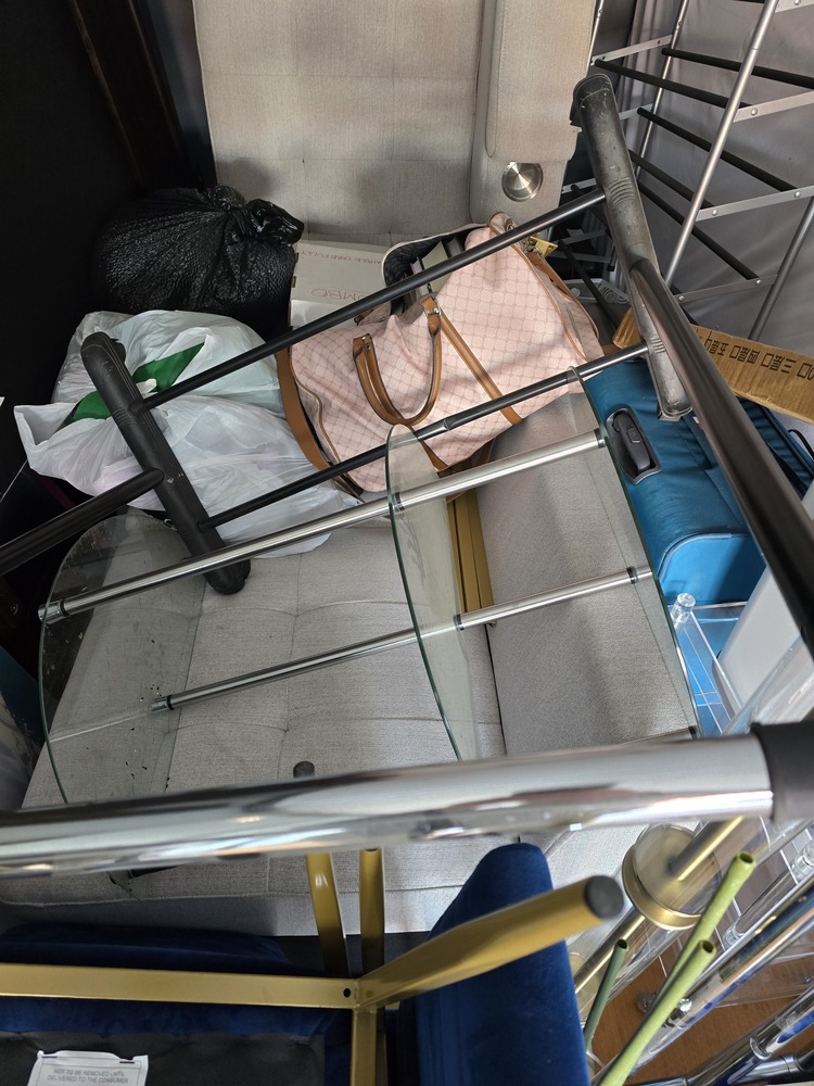 2551 - StorageMart Deerfoot Trail & Yankee Valley  auction IB-4274 10