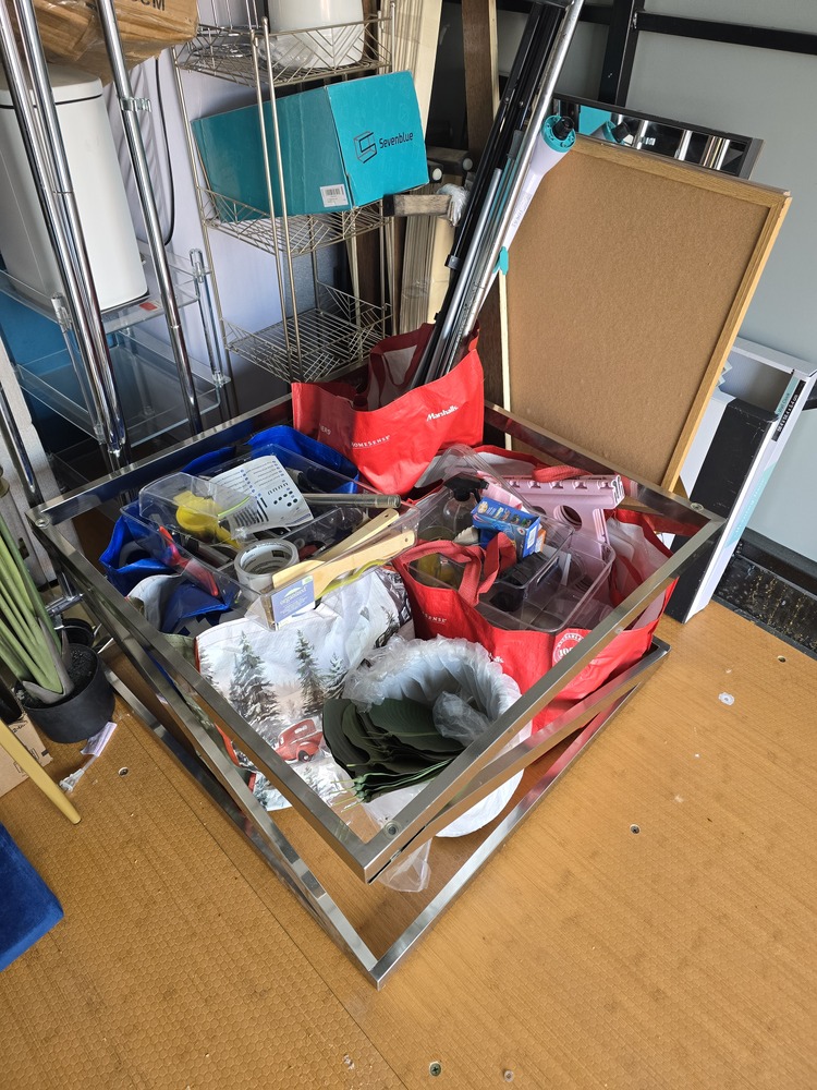 2551 - StorageMart Deerfoot Trail & Yankee Valley  auction IB-4274 20