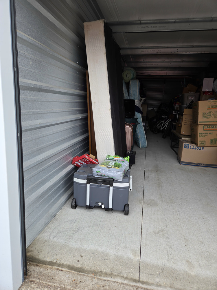 1-800-Self-Storage.com of Grand Blanc  auction IB-1865 30