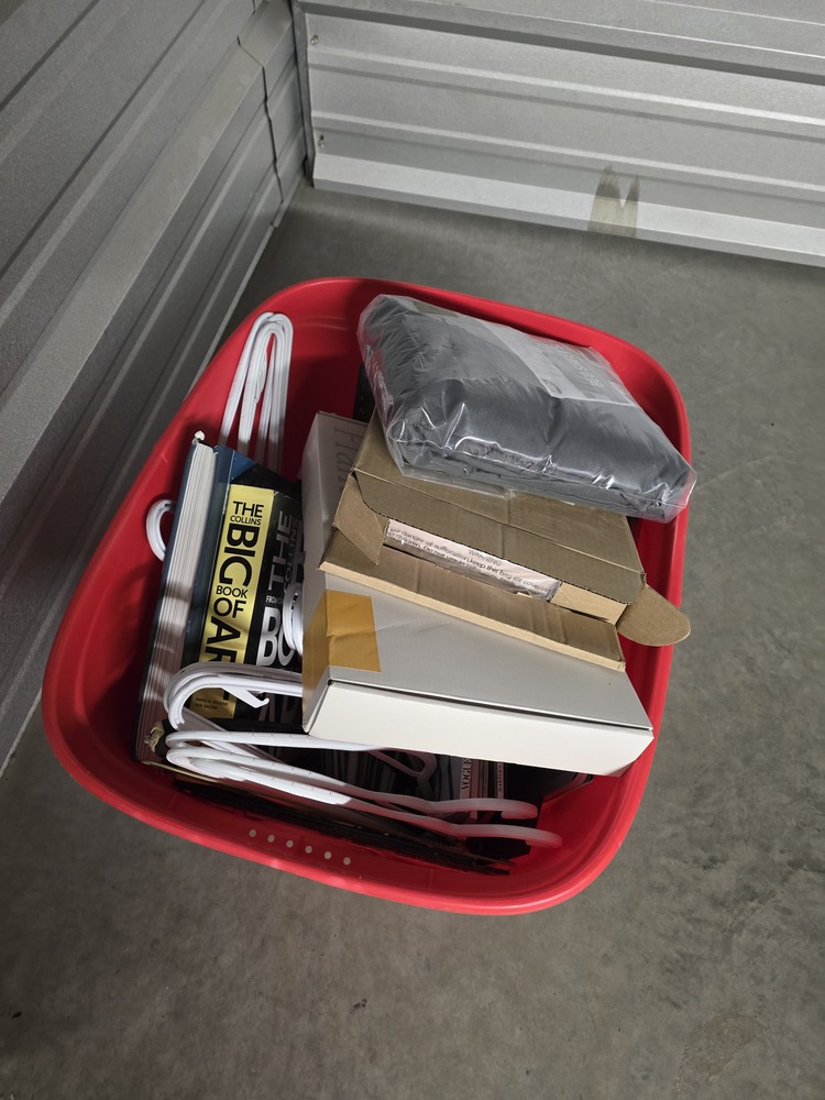 2551 - StorageMart Deerfoot Trail & Yankee Valley  auction IB-9703 40