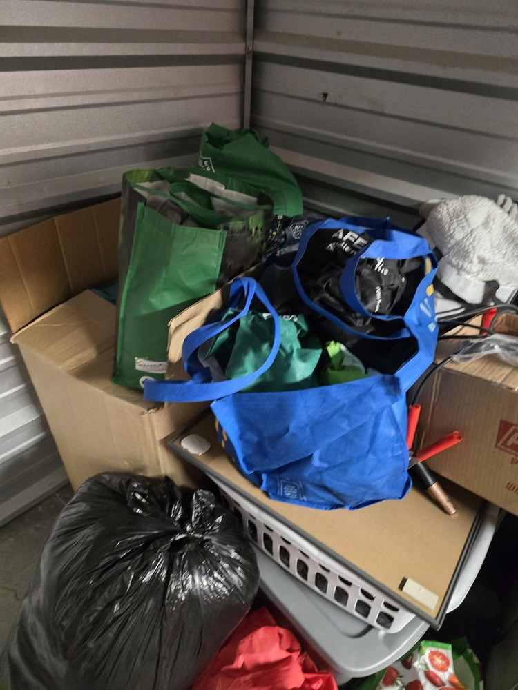 2551 - StorageMart Deerfoot Trail & Yankee Valley  auction IB-9703 50