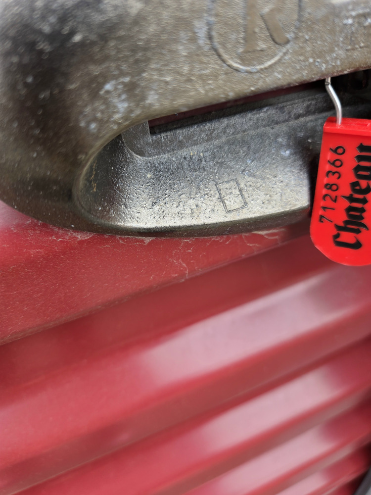 1-800-Self-Storage.com of Grand Blanc  auction IB-3519