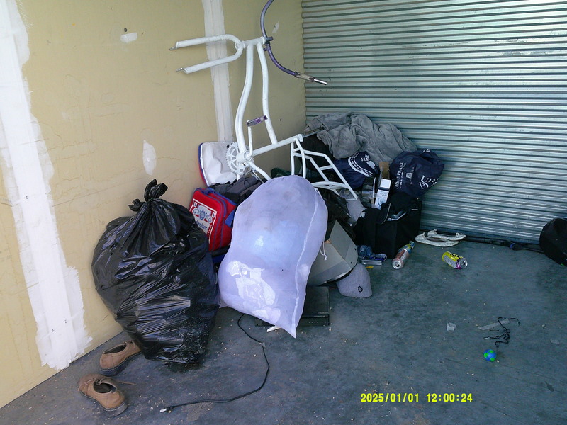 3204 - StorageMart Circle Dr and 11th St W   auction IB-7004 10