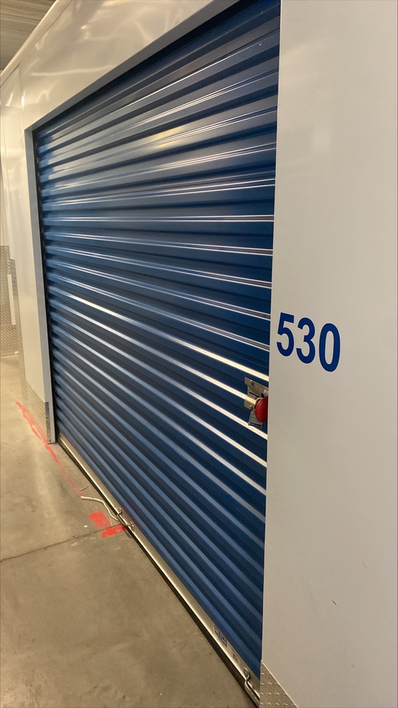 Montreal Mini-Storage - Ste-Julie  auction IB-7209 20