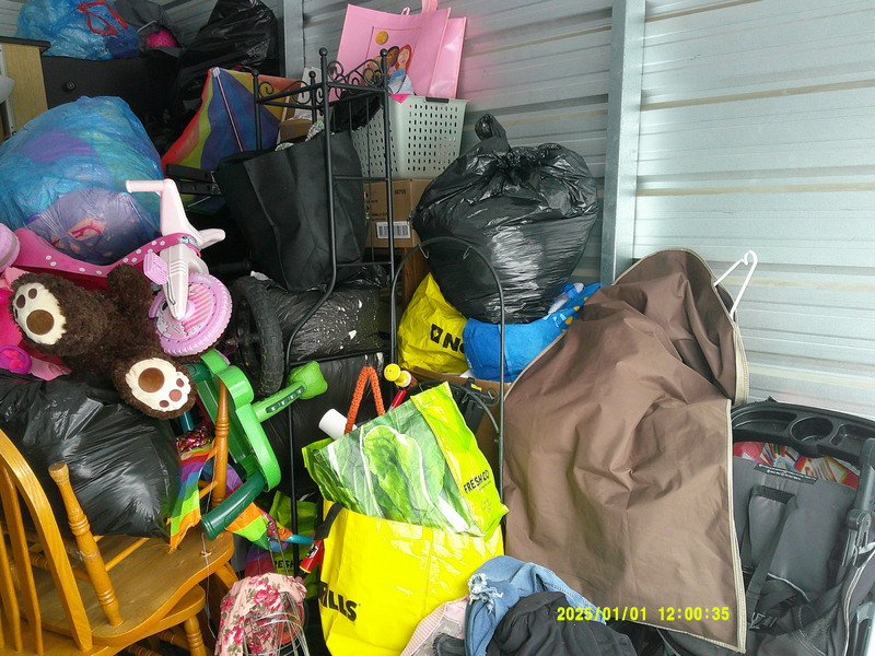 3311 - StorageMart 132 Ave NW & Fort Road  auction IB-7454 60