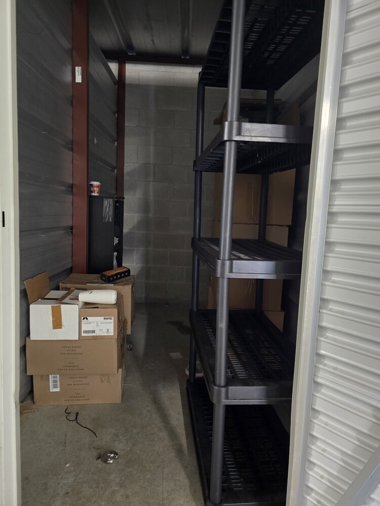 3003 -StorageMart  Adelaide St  auction IB-9003