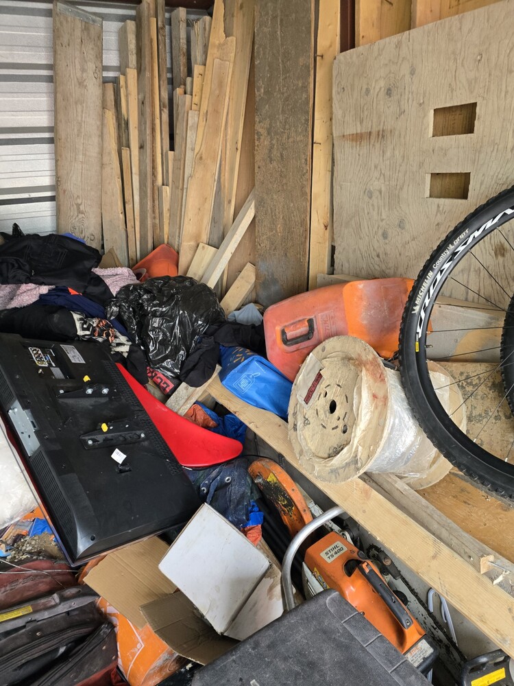 3003 -StorageMart  Adelaide St  auction IB-8331 70