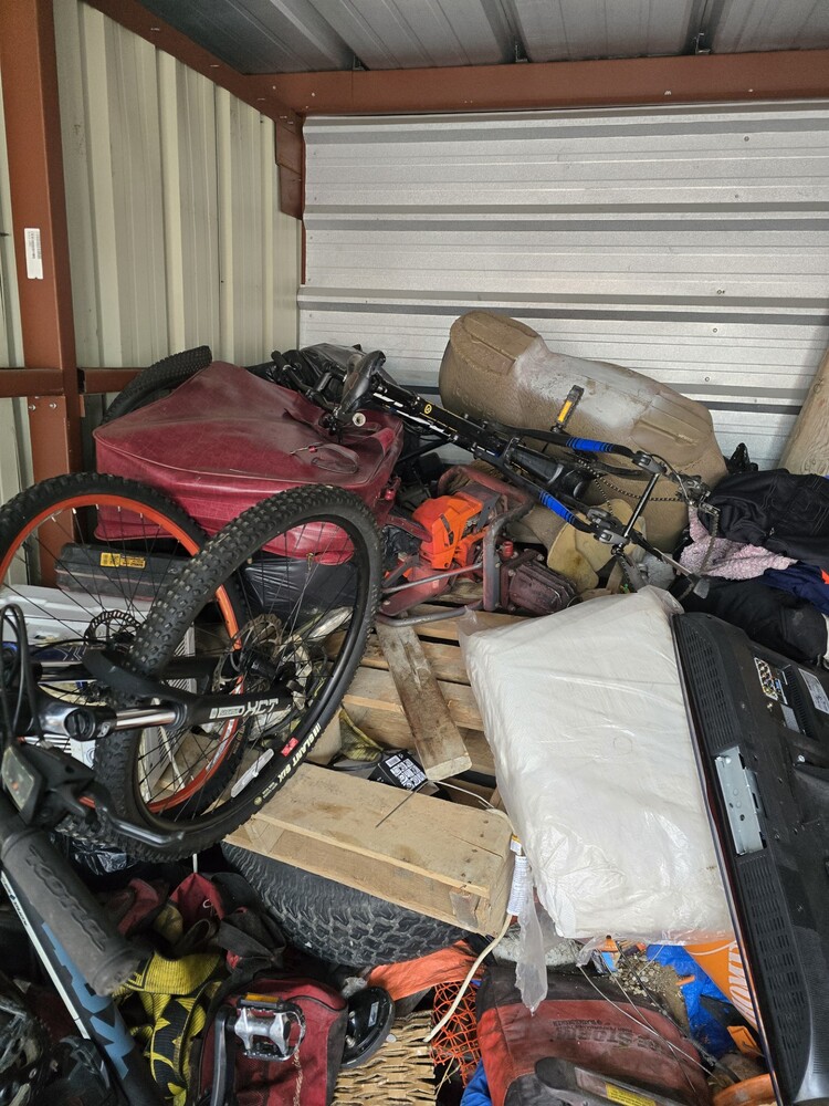 3003 -StorageMart  Adelaide St  auction IB-8331 80