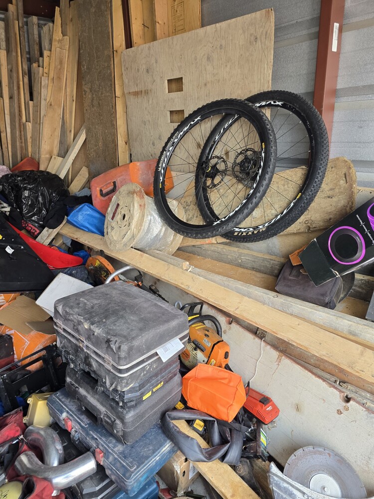 3003 -StorageMart  Adelaide St  auction IB-8331 110