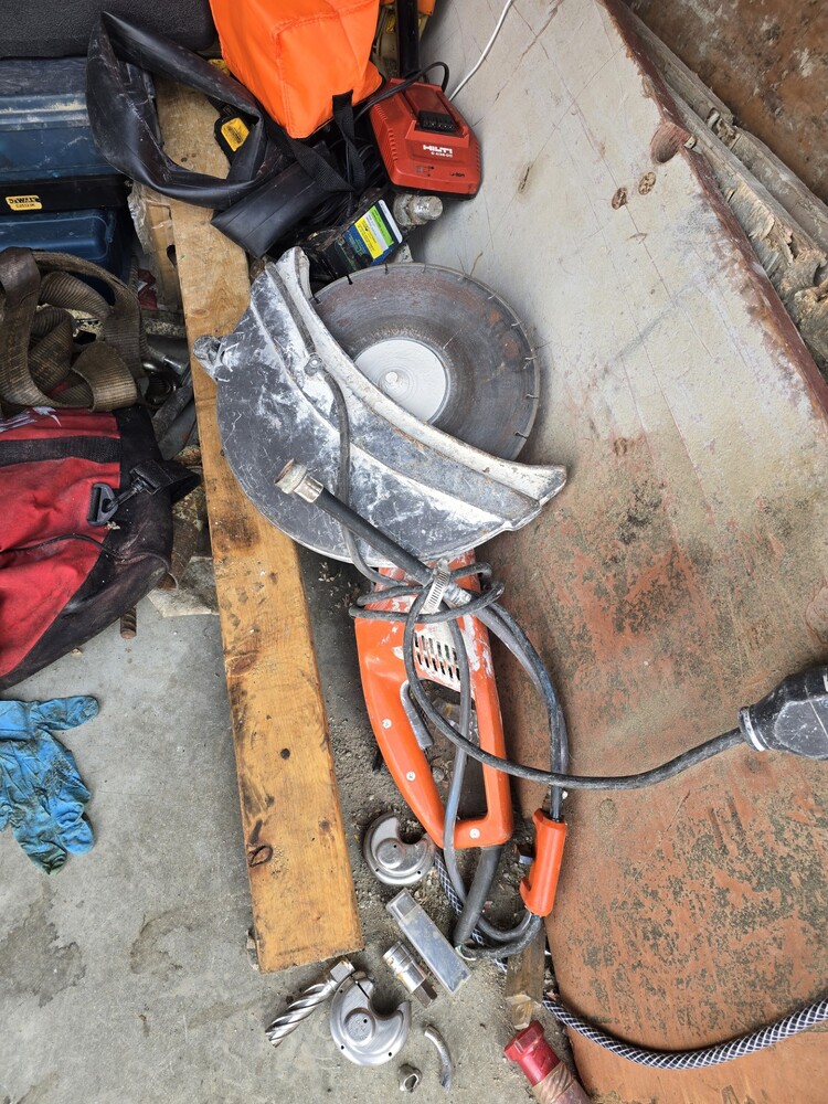 3003 -StorageMart  Adelaide St  auction IB-8331 130