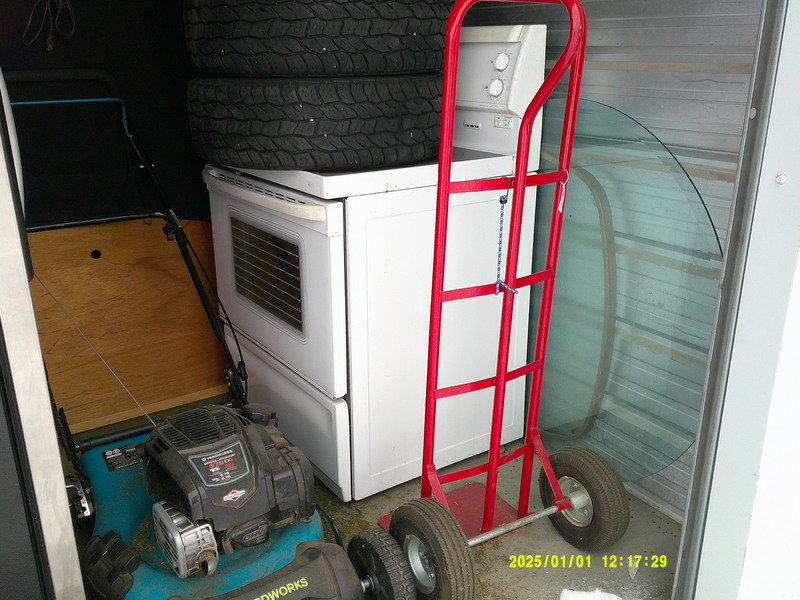 3311 - StorageMart 132 Ave NW & Fort Road  auction IB-4805 10