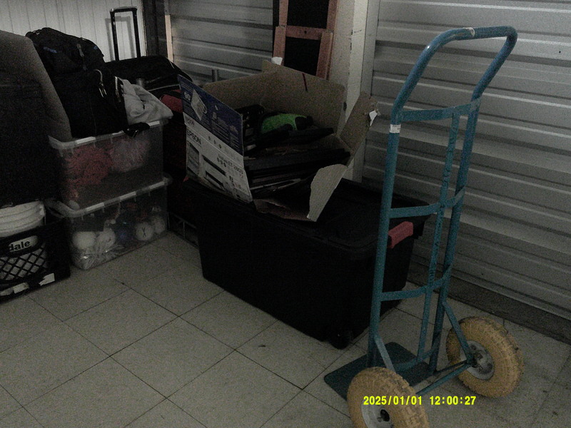 3311 - StorageMart 132 Ave NW & Fort Road  auction IB-5832 30