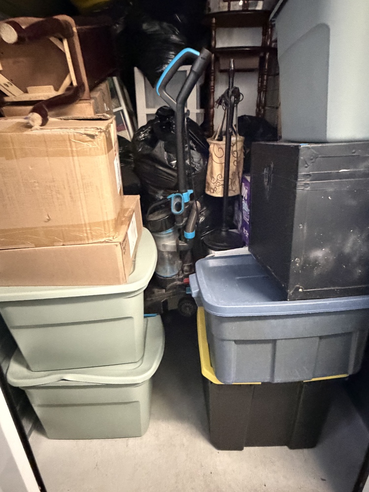 3004 - StorageMart St Thomas  auction IB-1721 20