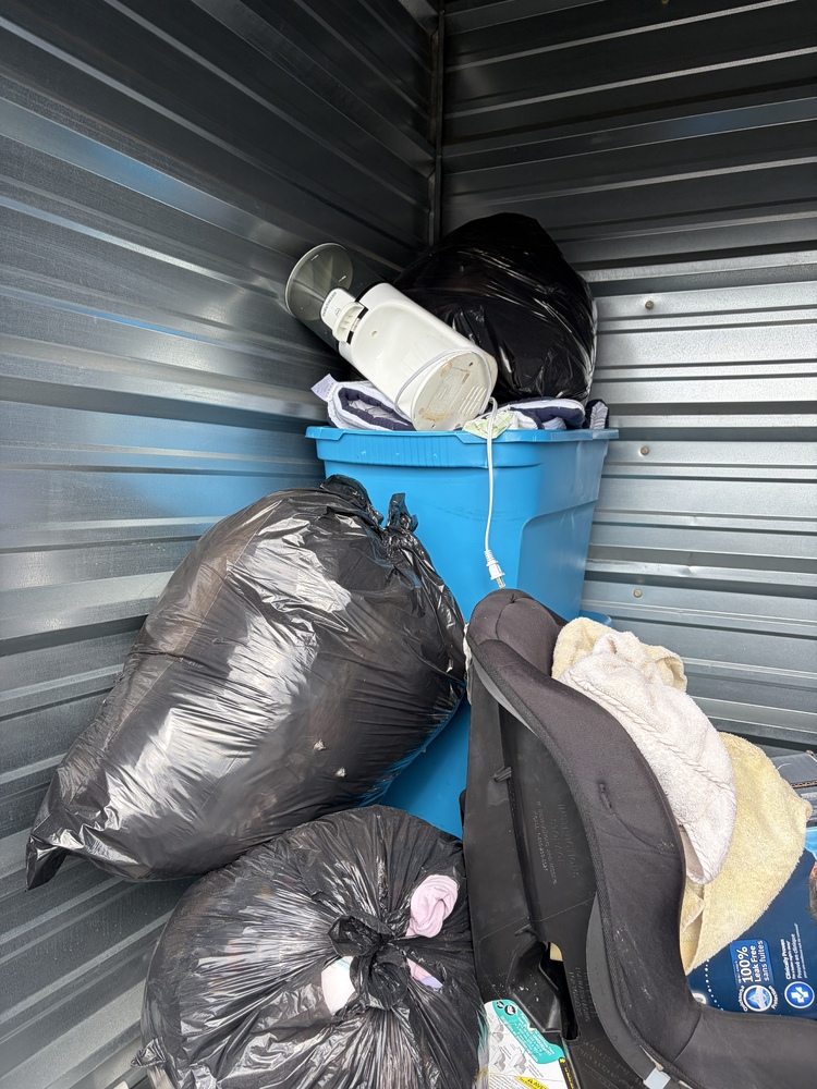 3004 - StorageMart St Thomas  auction IB-5754 40