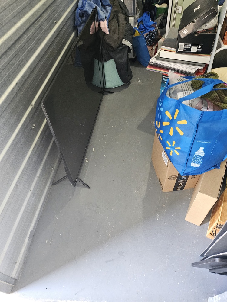 3035 - StorageMart Belleville  auction IB-9573 90