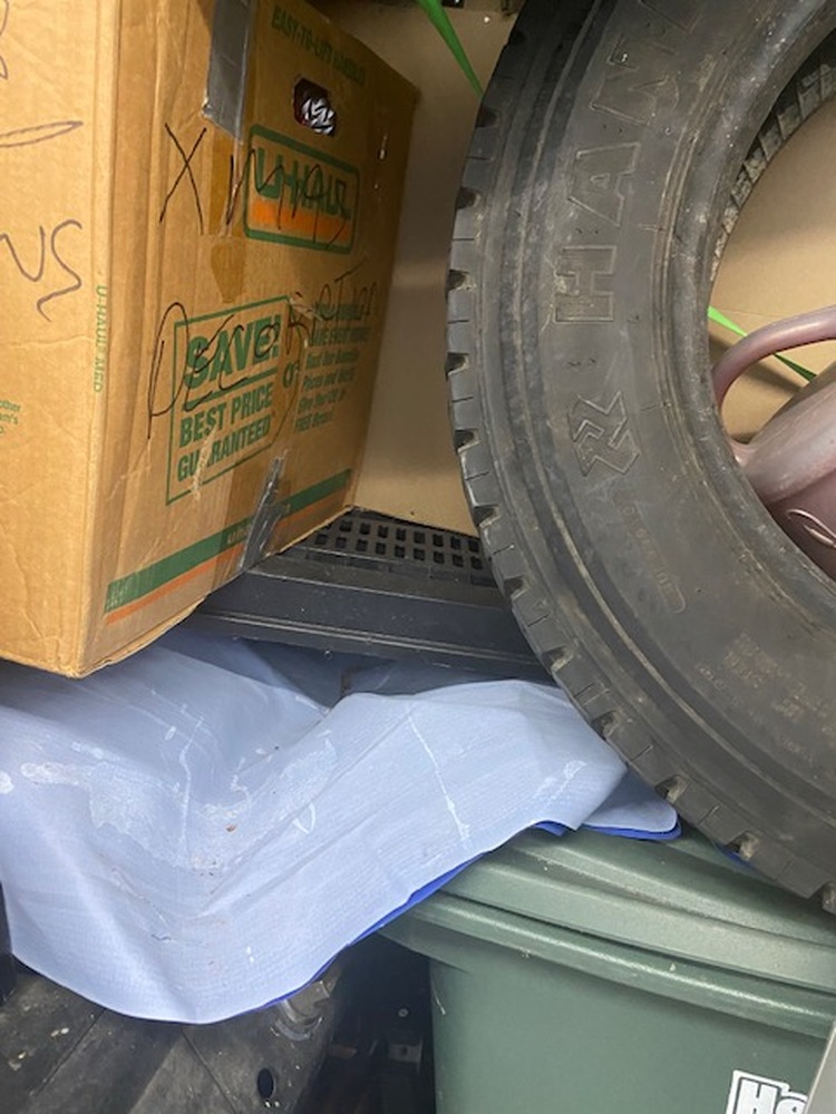 3006 - StorageMart Lauzon Rd. Windsor  auction IB-3774 40