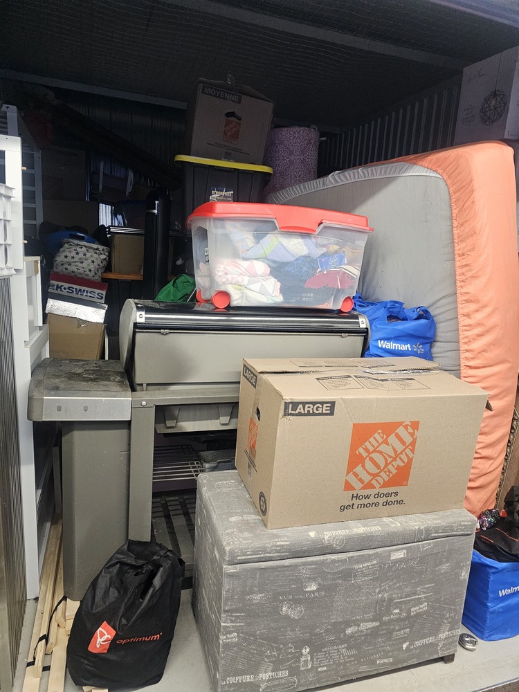 3015 - StorageMart Wicksteed Ave Toronto  auction IB-7292