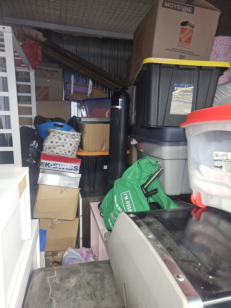 3015 - StorageMart Wicksteed Ave Toronto  auction IB-7292 80