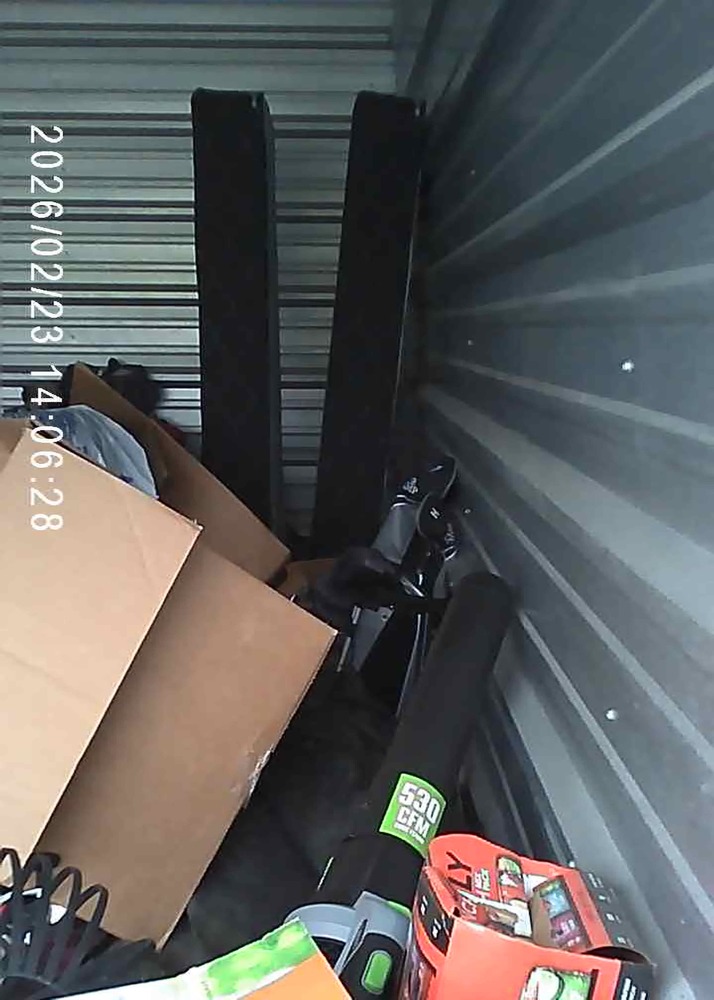 3002 -StorageMart  Wonderland Rd S  auction IB-9746 30