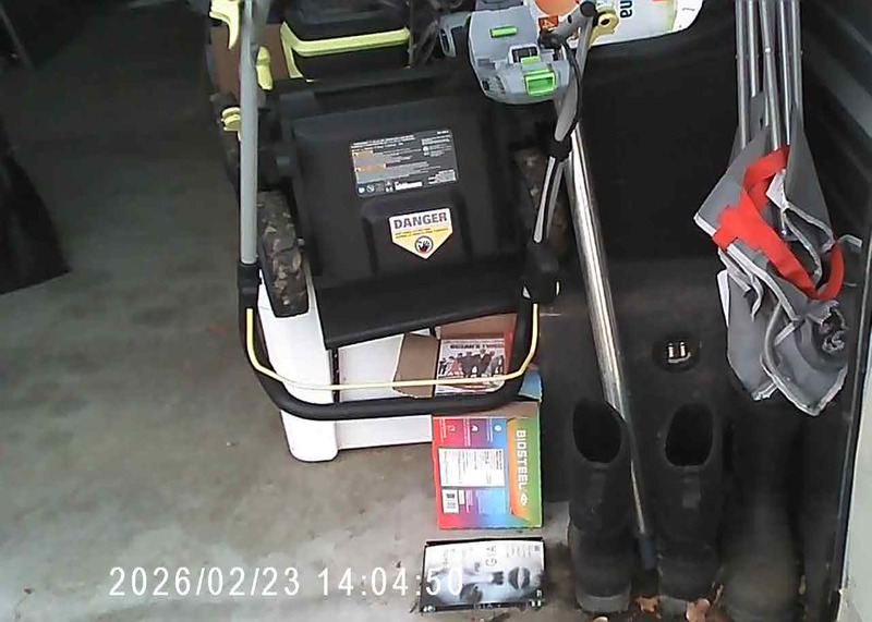 3002 -StorageMart  Wonderland Rd S  auction IB-9746 110