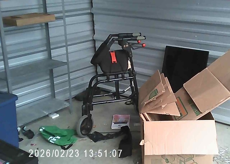 3002 -StorageMart  Wonderland Rd S  auction IB-5618 40