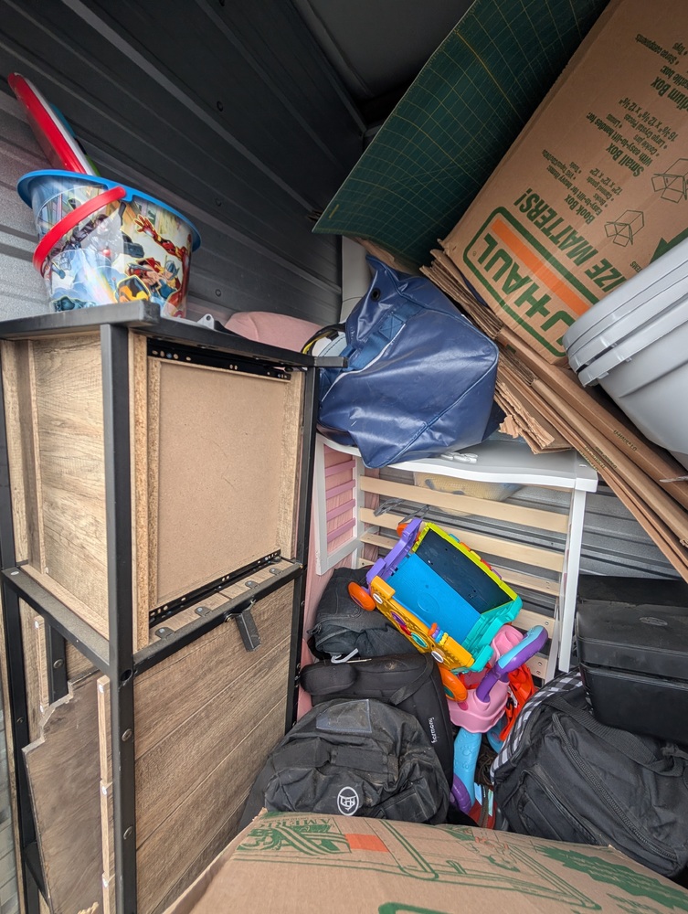 2570 - StorageMart  Westside Dr W  auction IB-8863 40