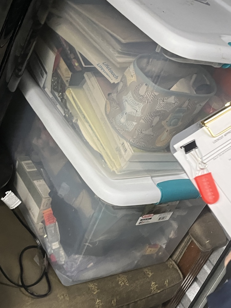 2550 - StorageMart 15th St  auction IB-8638