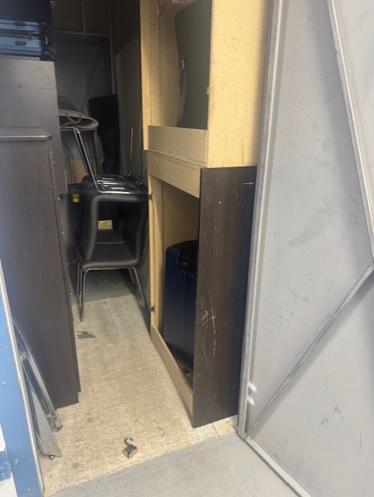 3014 - StorageMart Trethewey Dr Toronto  auction IB-4579 10