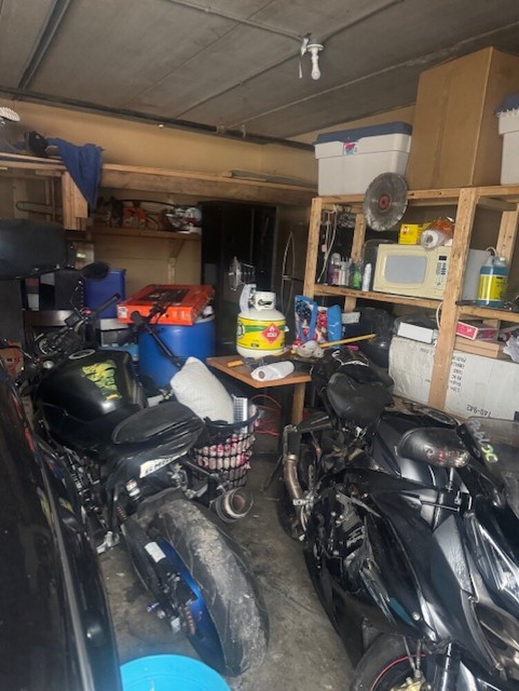 3014 - StorageMart Trethewey Dr Toronto  auction IB-8832 10