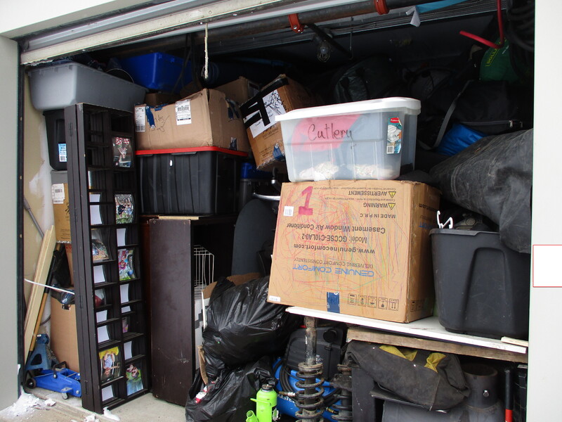 3201 -StorageMart  Hwy 11 & Clarence Ave S   auction IB-9671 20