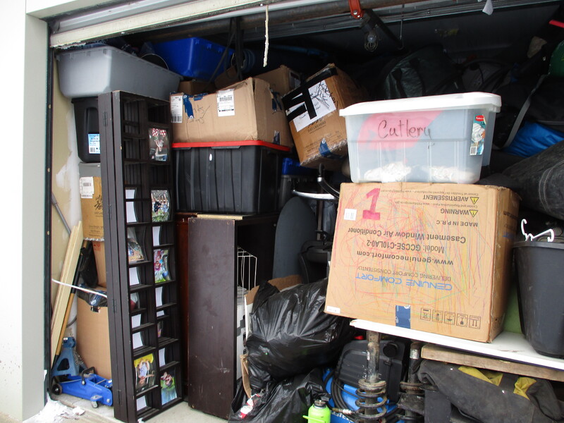 3201 -StorageMart  Hwy 11 & Clarence Ave S   auction IB-9671 30