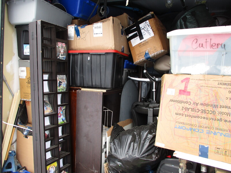 3201 -StorageMart  Hwy 11 & Clarence Ave S   auction IB-9671 40