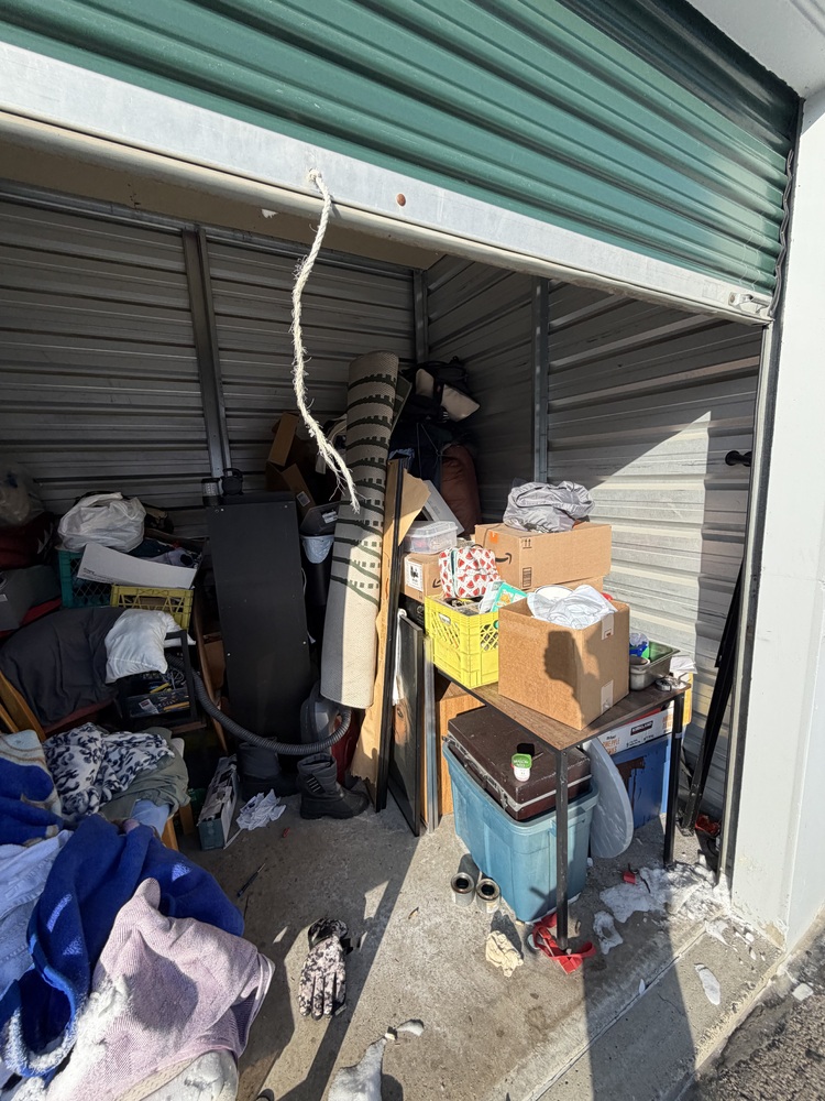 3307-StorageMart 52nd and Peigan Trail  auction IB-7486 10