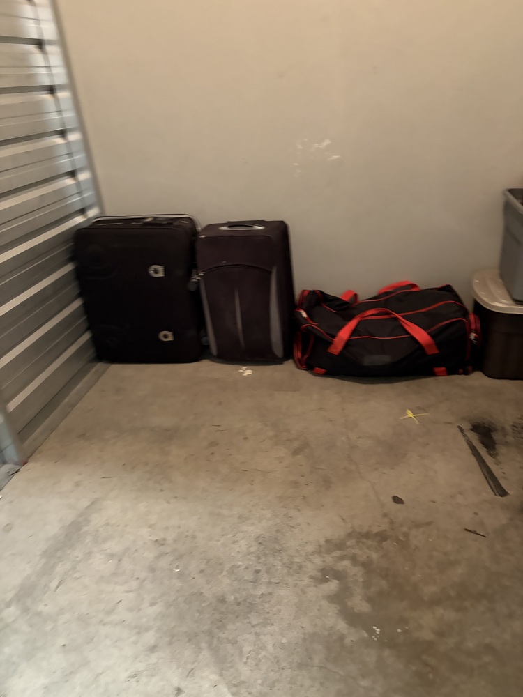 3307-StorageMart 52nd and Peigan Trail  auction IB-3417