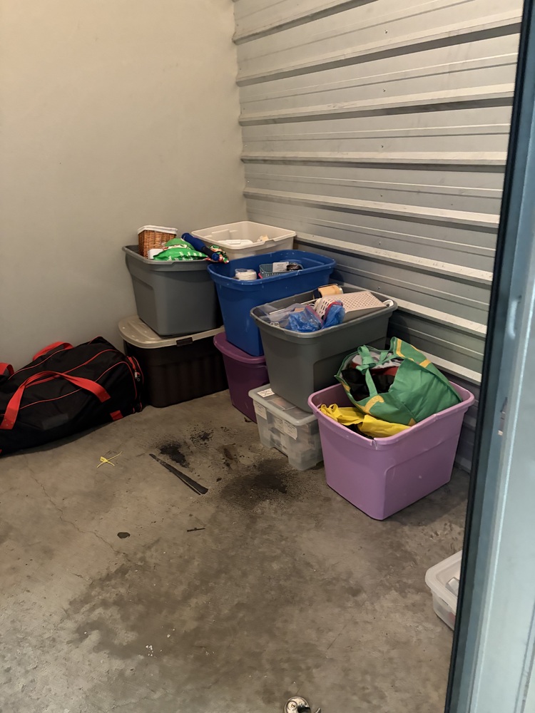 3307-StorageMart 52nd and Peigan Trail  auction IB-3417 10