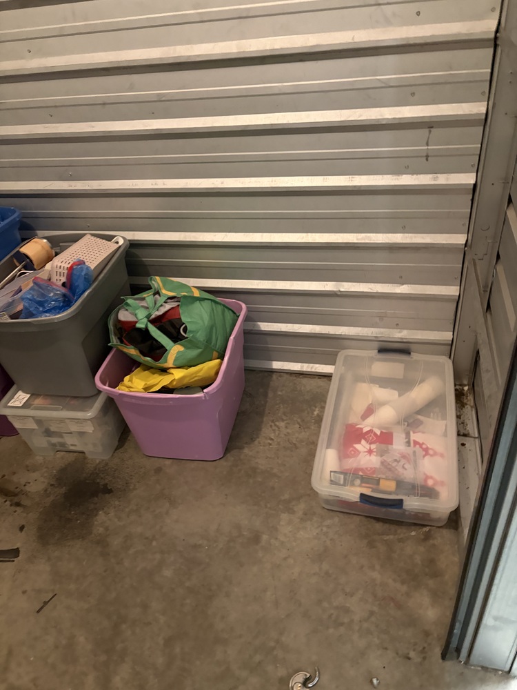 3307-StorageMart 52nd and Peigan Trail  auction IB-3417 30